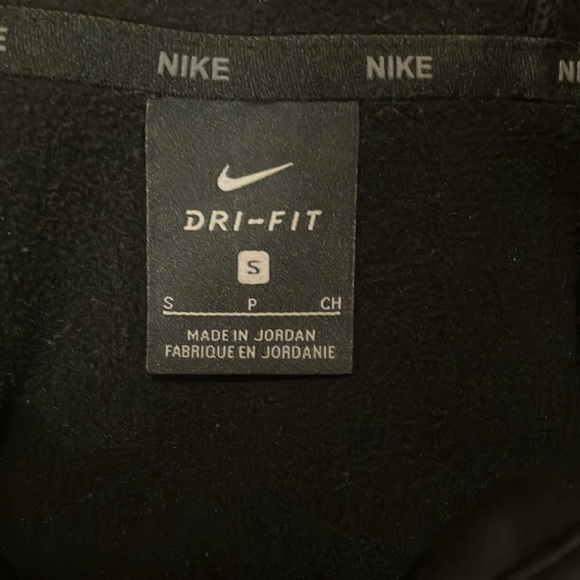 Nike - Picture 2 of 2